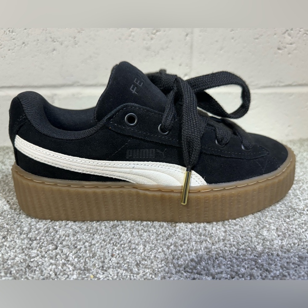 Puma x Fenty Creeper Black and White Sneakers New Size 5.5